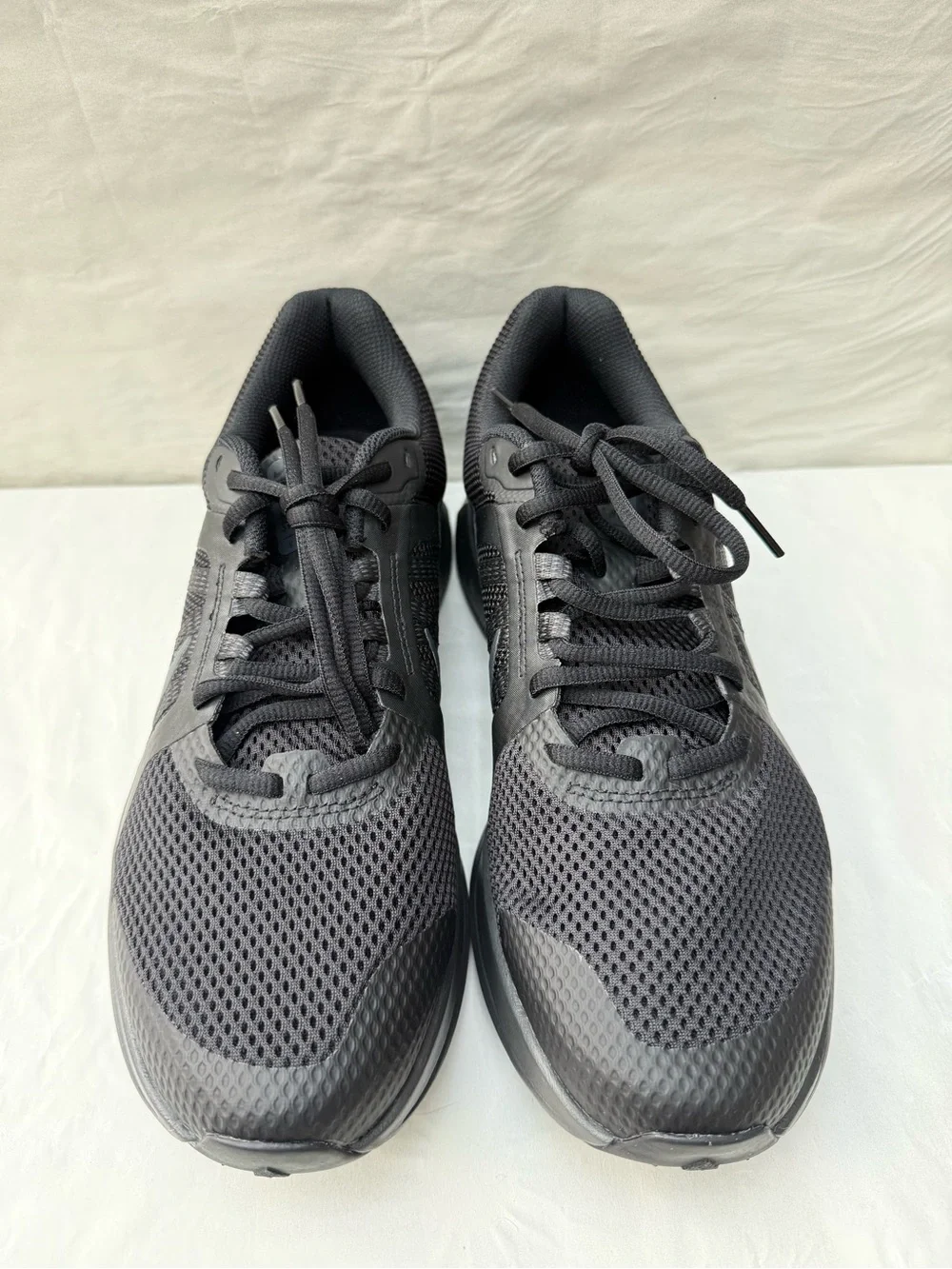 Nike Run Swift V2.0 - Black & Charcoal Men's Running Shoes - Size 9.5